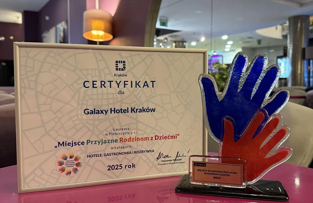 Galaxy Hotel-1