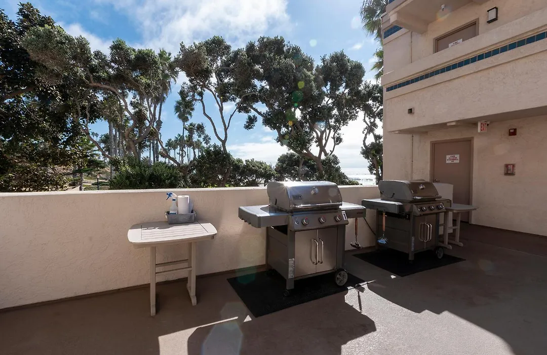Southern California Beach Club-1