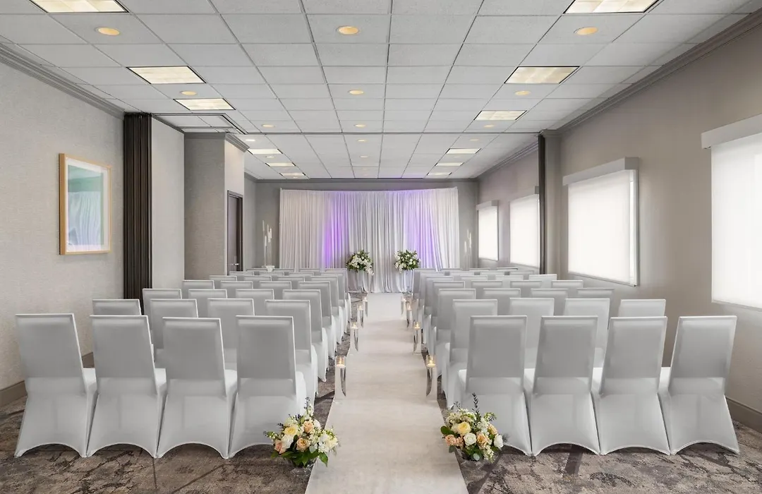 Holiday Inn Hotel & Suites Overland Park-West By Ihg-1