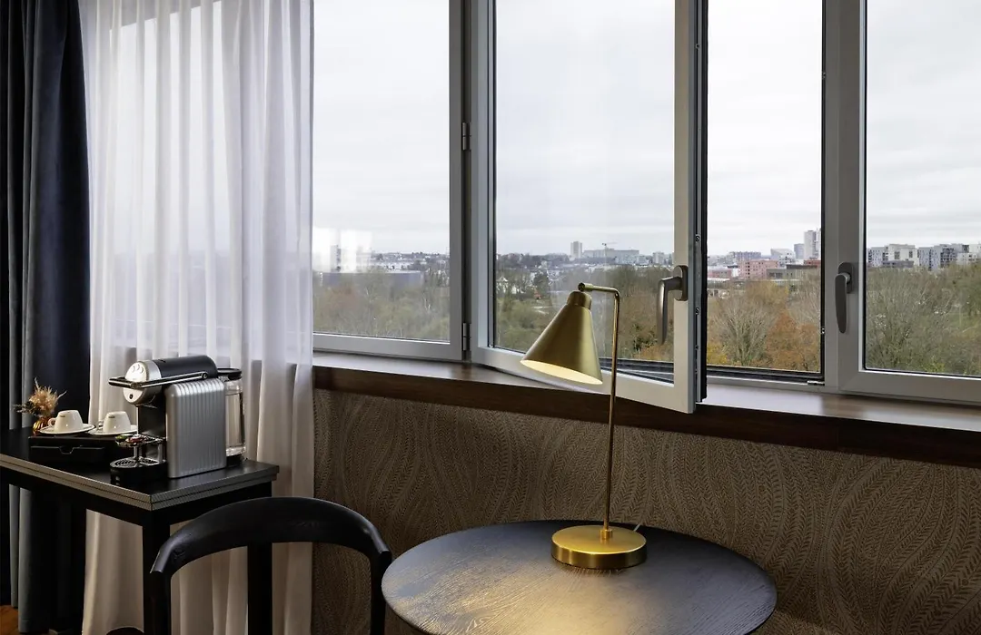 Best Western Plus Hôtel Isidore-1