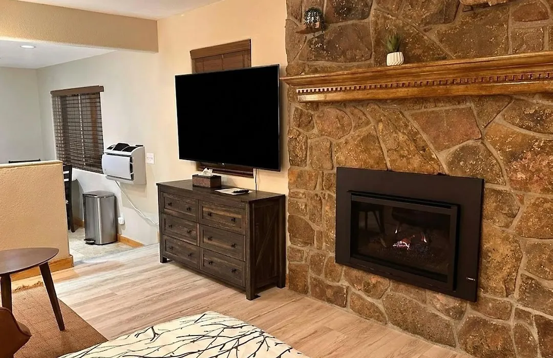 Stonebrook Resort - Adult Only-1