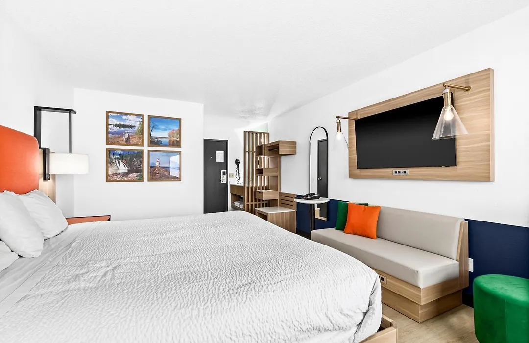 Superior & Sage Hotel-1