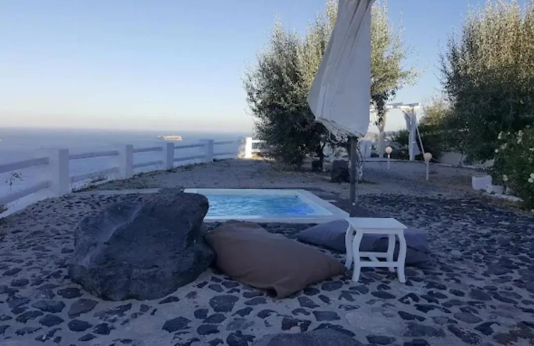 Artemis Suites-1