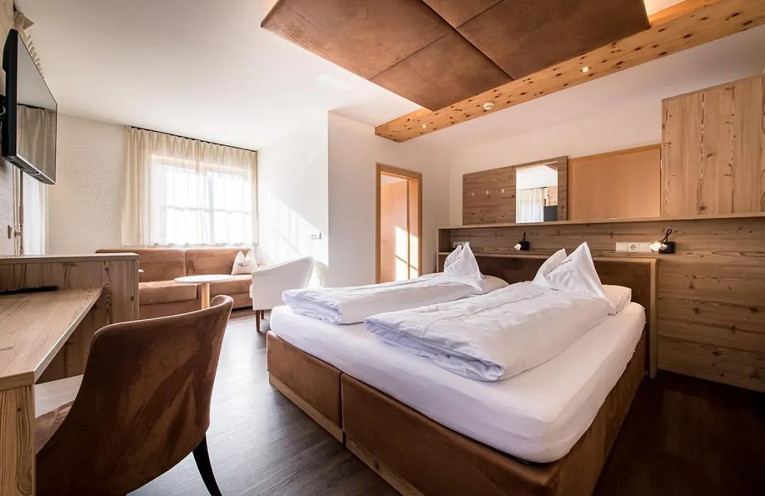 Hotel Waldheim-1