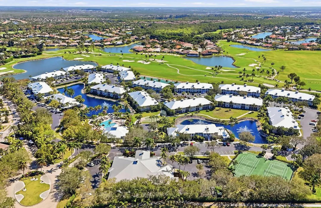 Greenlinks Golf Villas At Lely Resort-1