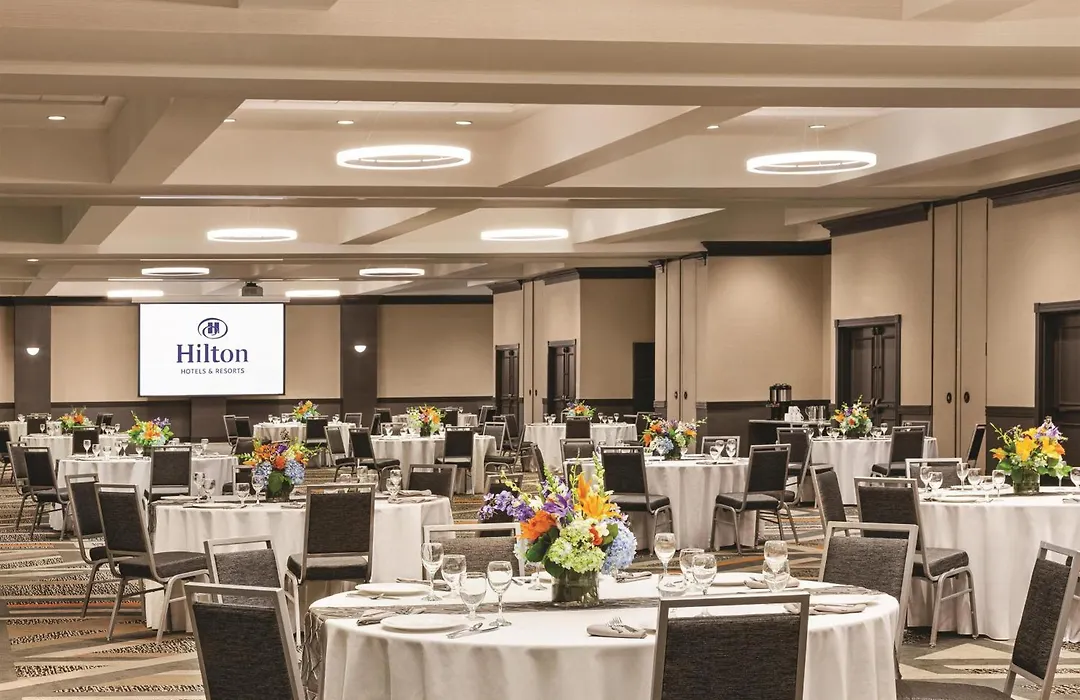 Hilton Knoxville Airport-1