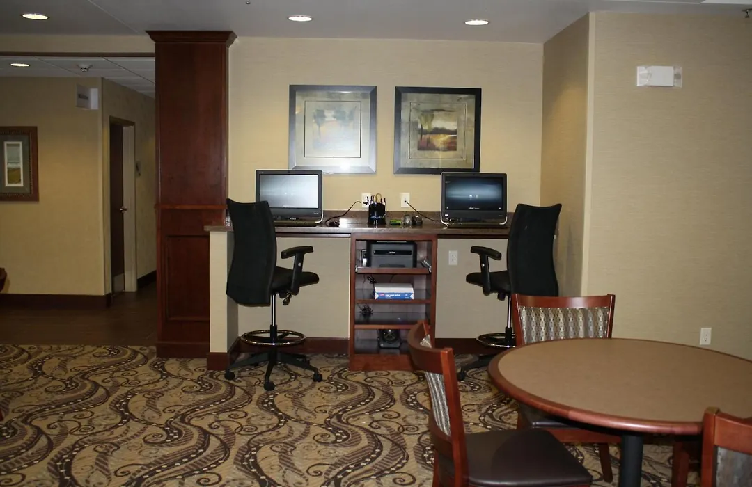 Holiday Inn Express & Suites Sioux Falls Southwest By Ihg-1