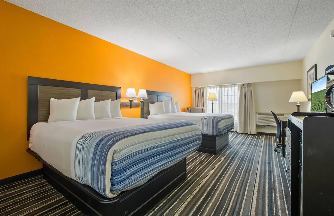 Crossroads Hotel And Huron Event Center-1