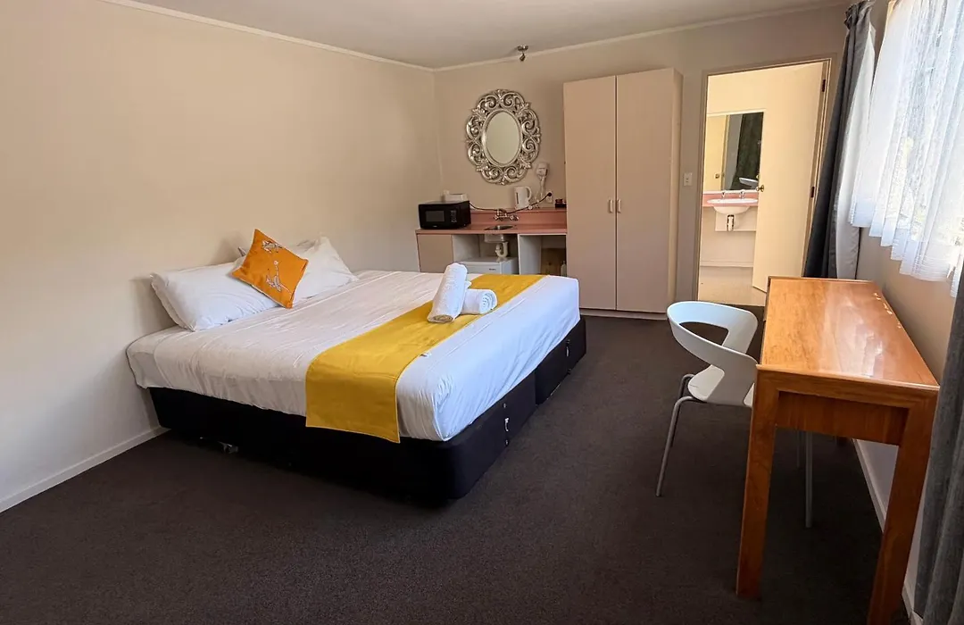 Karaka Tree Motel-1