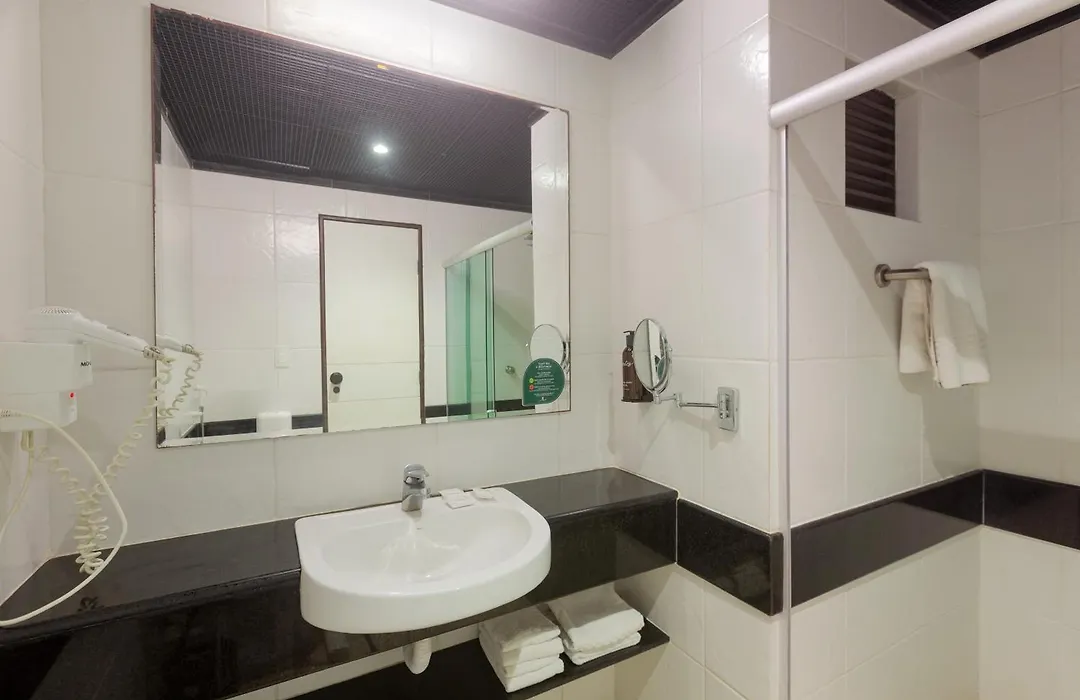 Ritz Lagoa Da Anta Hotel & Spa-1