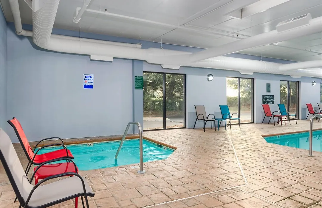 La Quinta By Wyndham Clarksville-1
