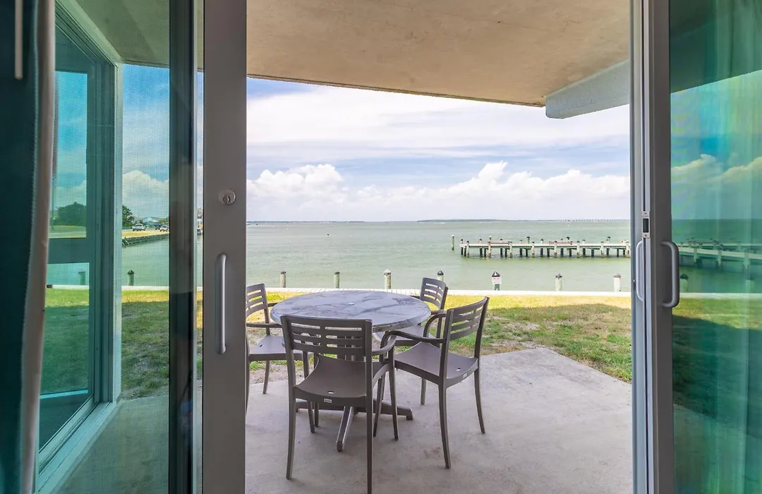 Bay Club Resort By Coolvacay-1