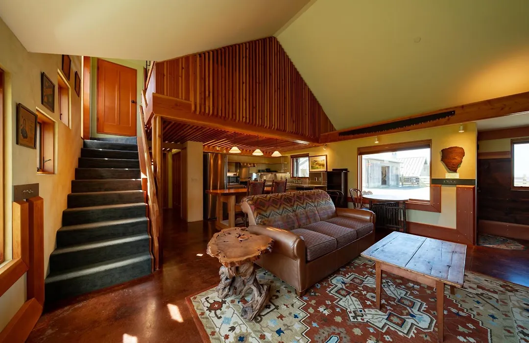 The Inn At Newport Ranch-1