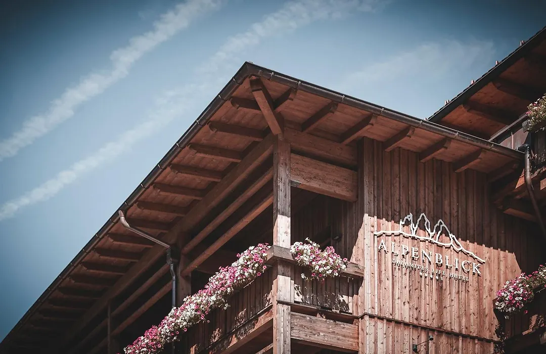 Hotel Alpenblick-1