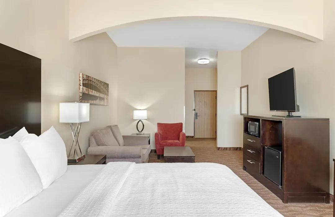 Best Western Plus Capital Inn-1