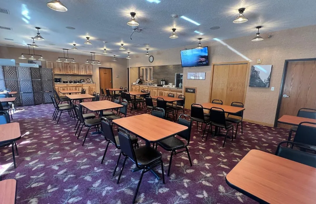 Rushmore Express & Suites-1