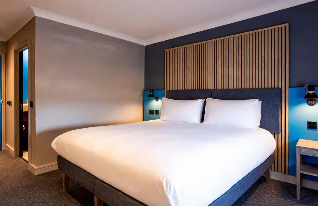 Village Hotel Farnborough-1