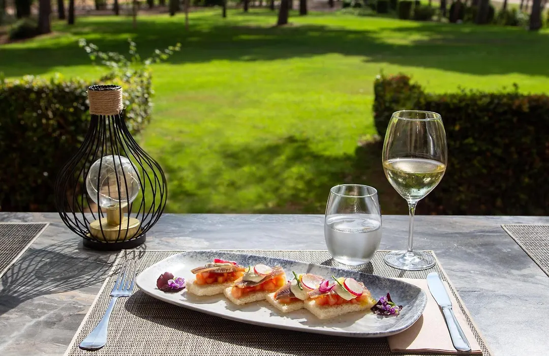 Doubletree By Hilton Islantilla Beach Golf Resort-1