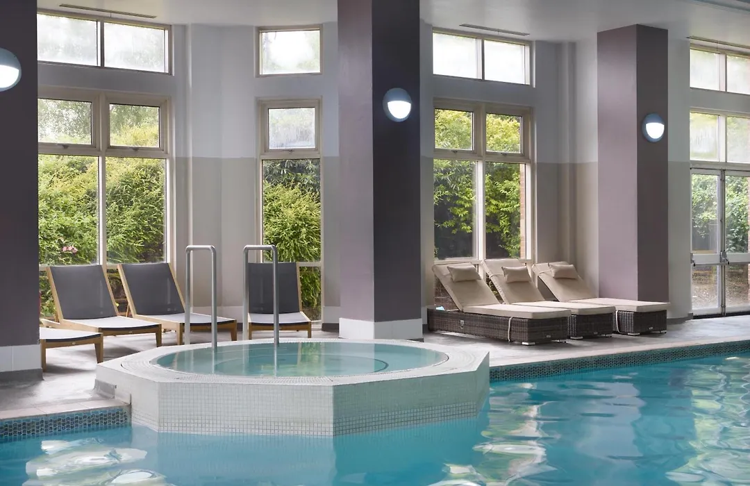 Doubletree By Hilton Dartford Bridge-1