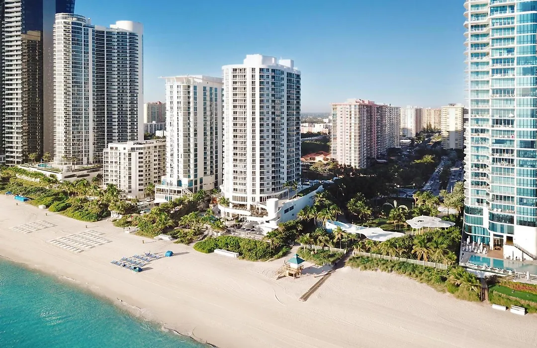 Doubletree By Hilton Ocean Point Resort - North Miami Beach-1