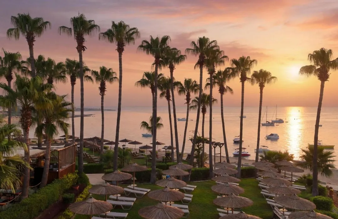 Cavo Maris Beach Hotel & Suites-1
