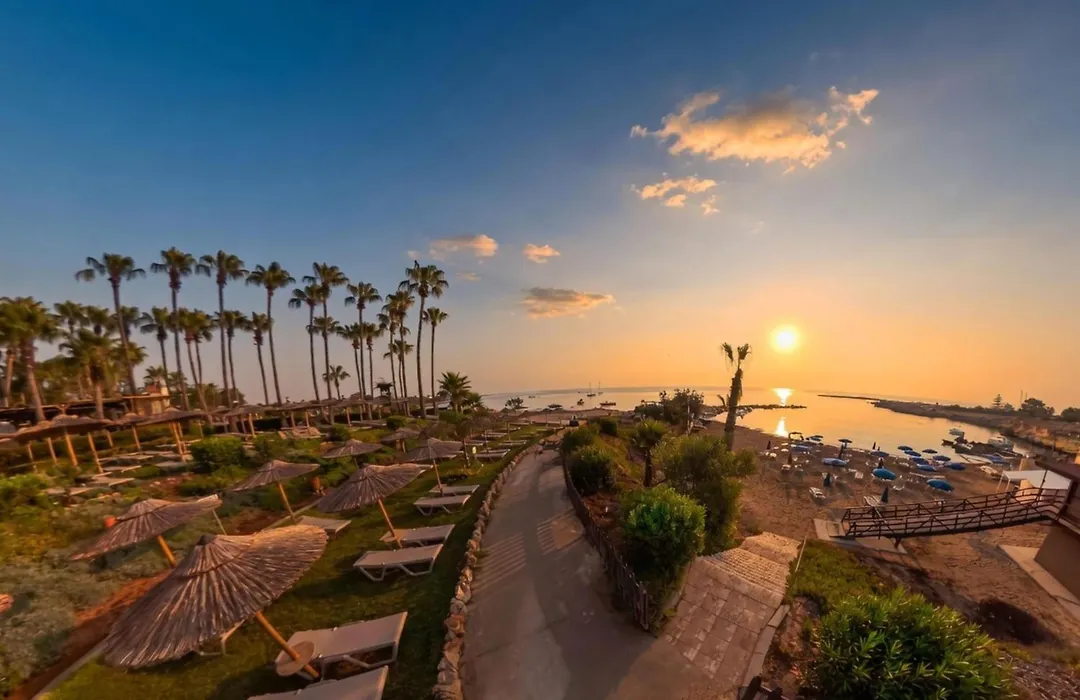 Cavo Maris Beach Hotel & Suites-1