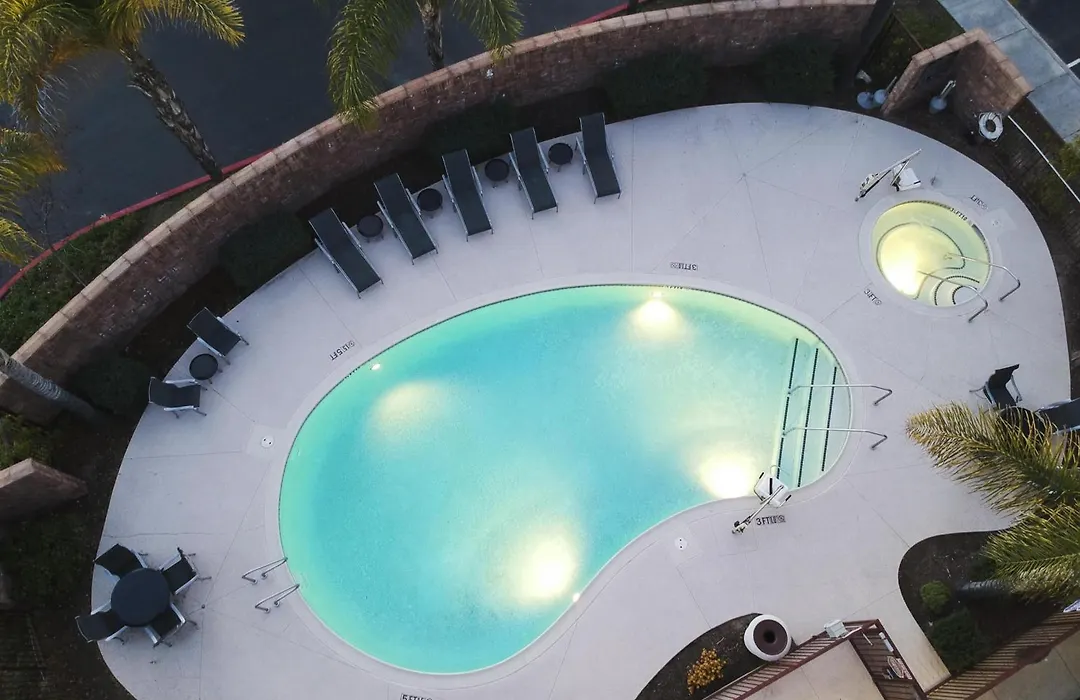 Hampton Inn & Suites Temecula-1