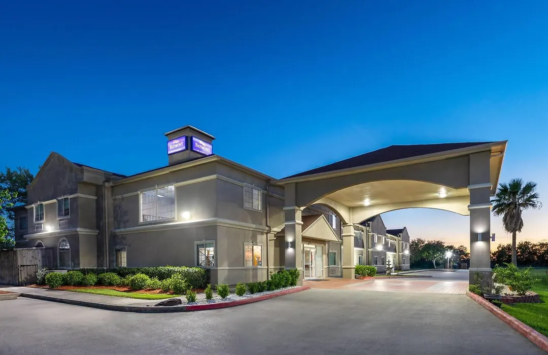 Baymont By Wyndham Texas City-1