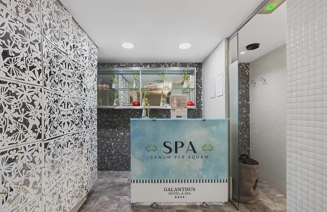 Wuau! Hotel Galanthus & Spa-1