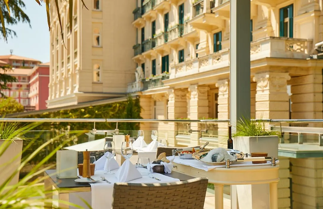 Hotel Palace Portoroz-1