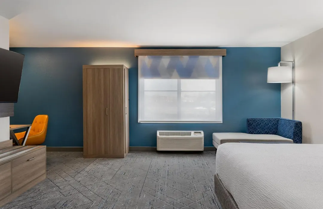 Holiday Inn Express Boston-Milford By Ihg-1