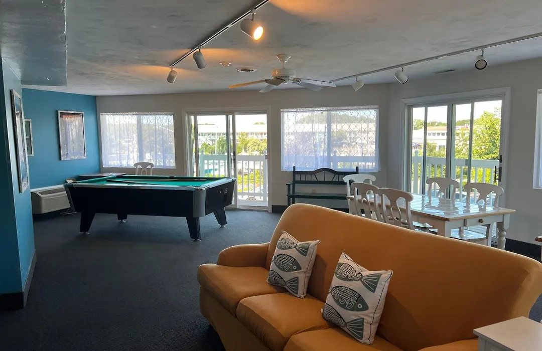 Riverview Resort-1