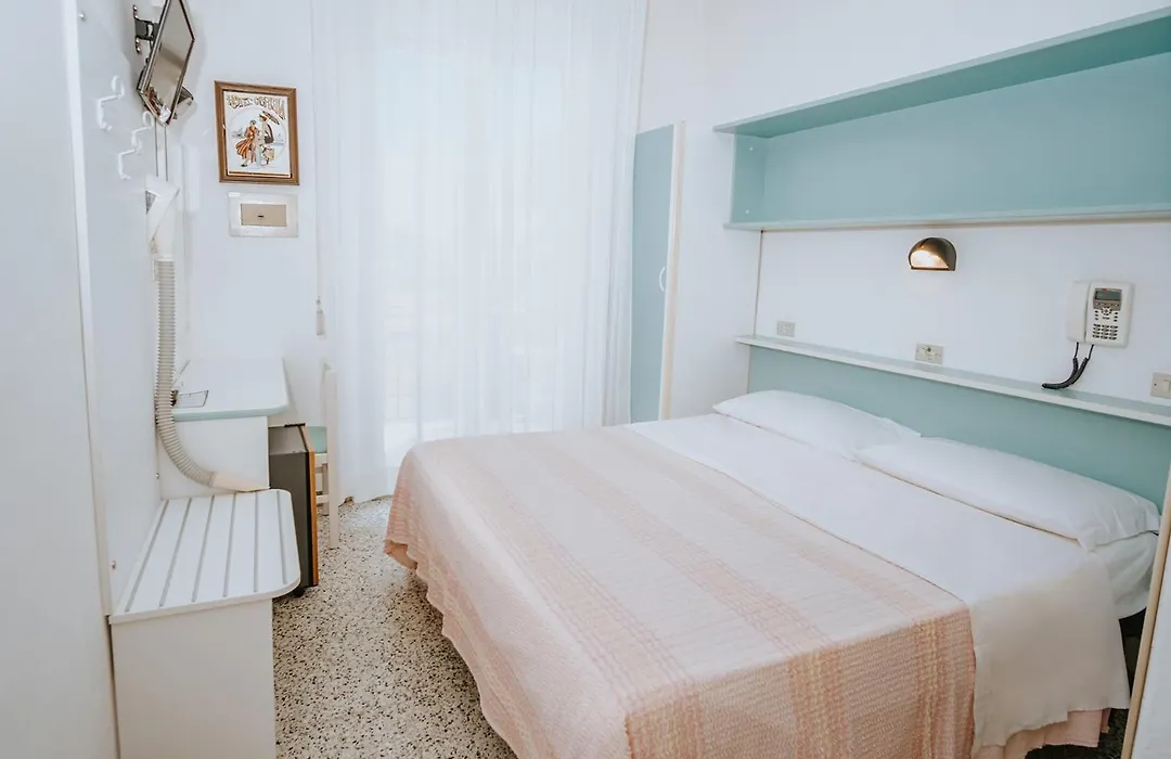 Hotel Gabriella-1