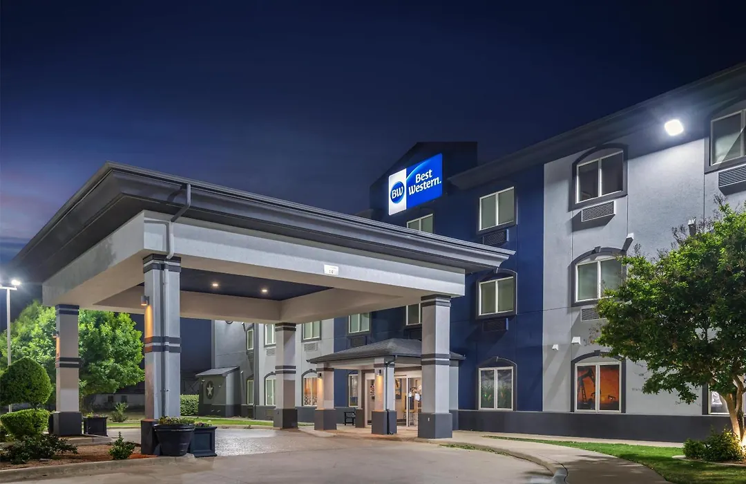 Best Western South Plains Inn & Suites-1