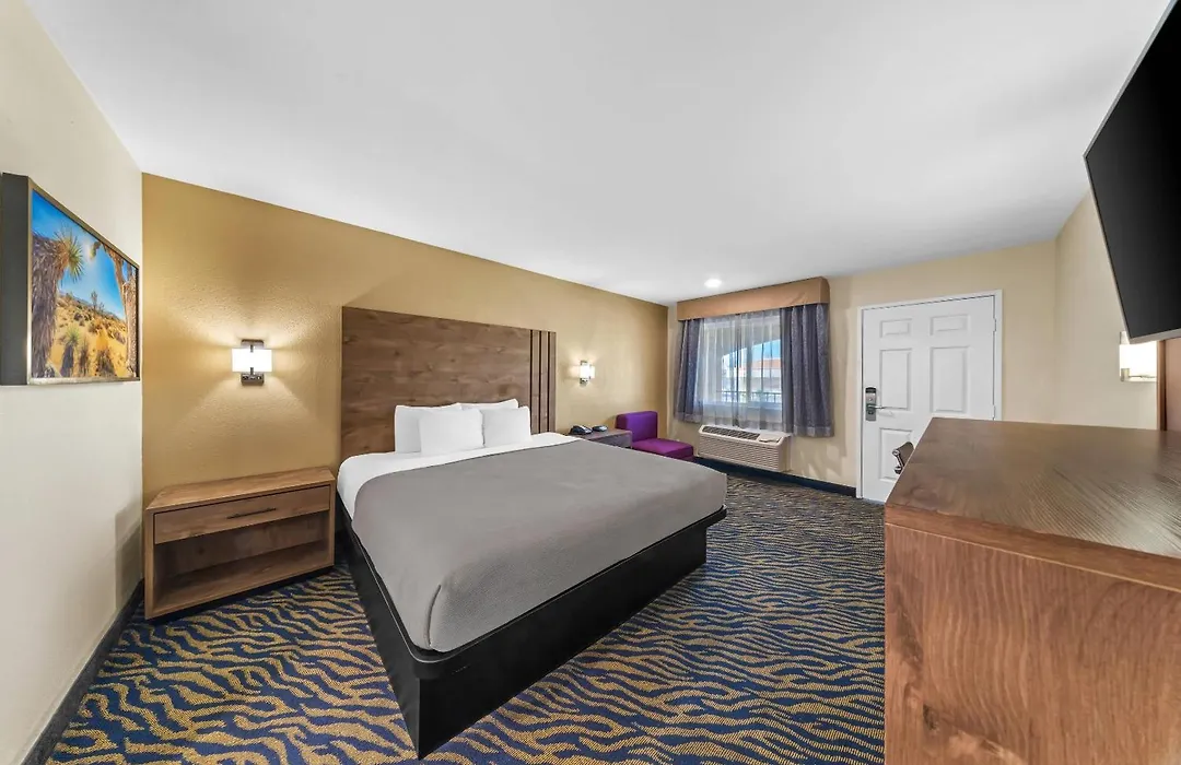 Quality Inn & Suites Hesperia-Victorville-1