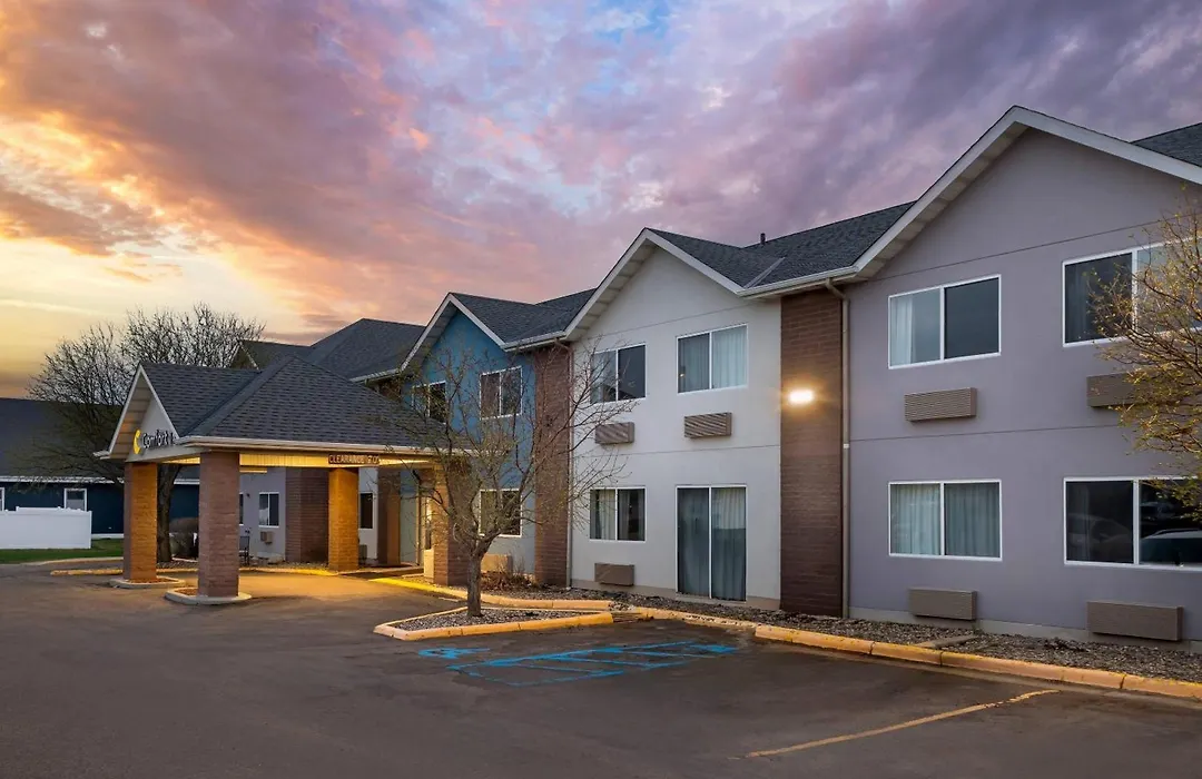 Comfort Inn Fergus Falls-1