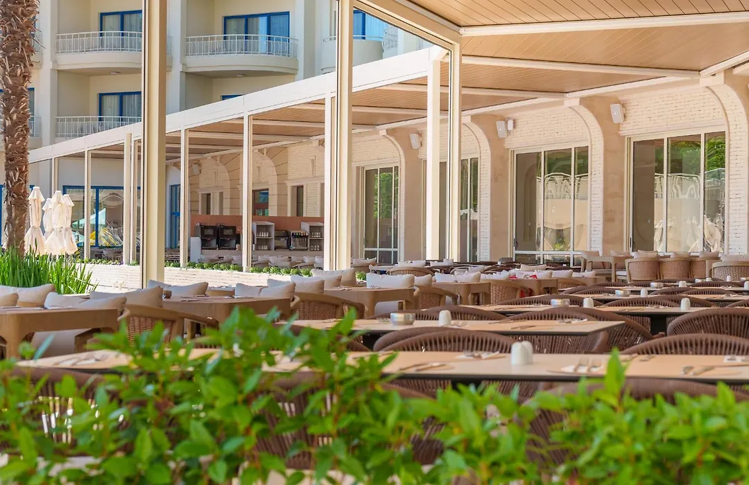 Grifid Arabella Hotel-1
