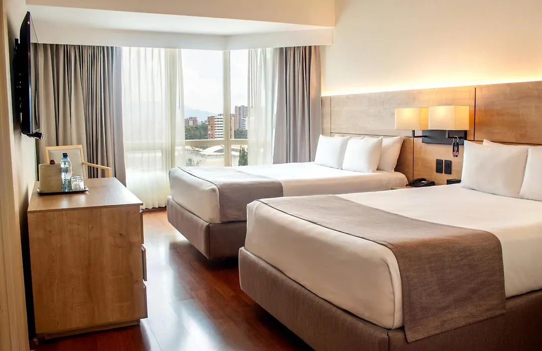 Clarion Suites Guatemala City-1