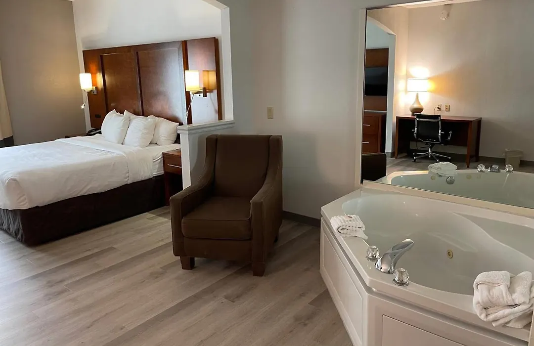 Comfort Suites Salisbury I-85-1