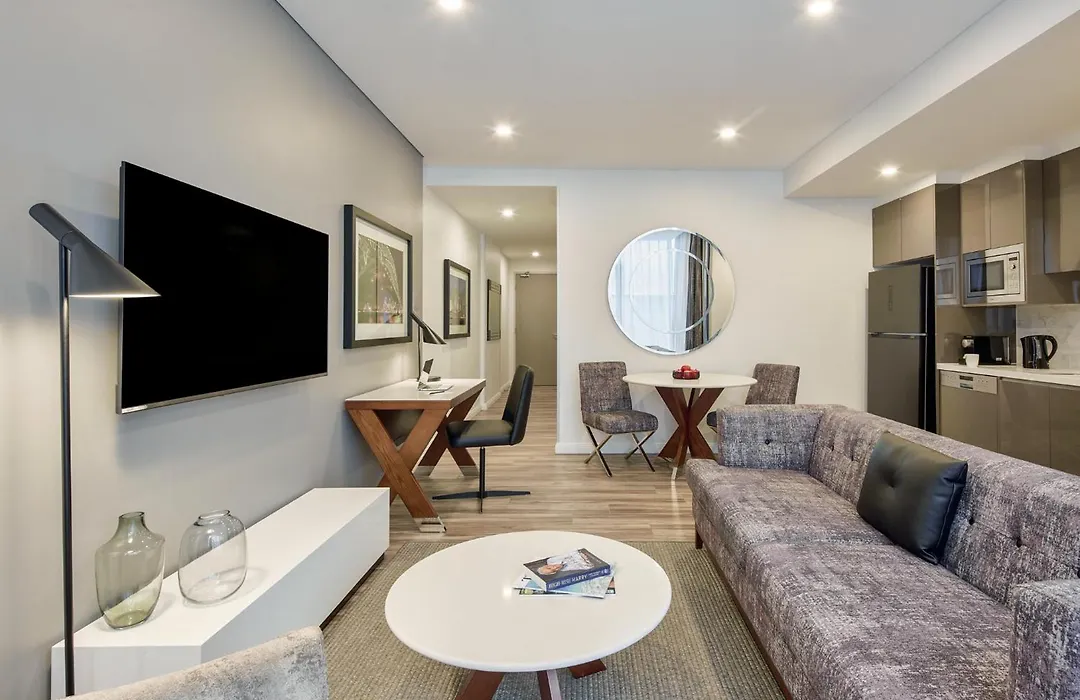 Meriton Suites Mascot Central-1
