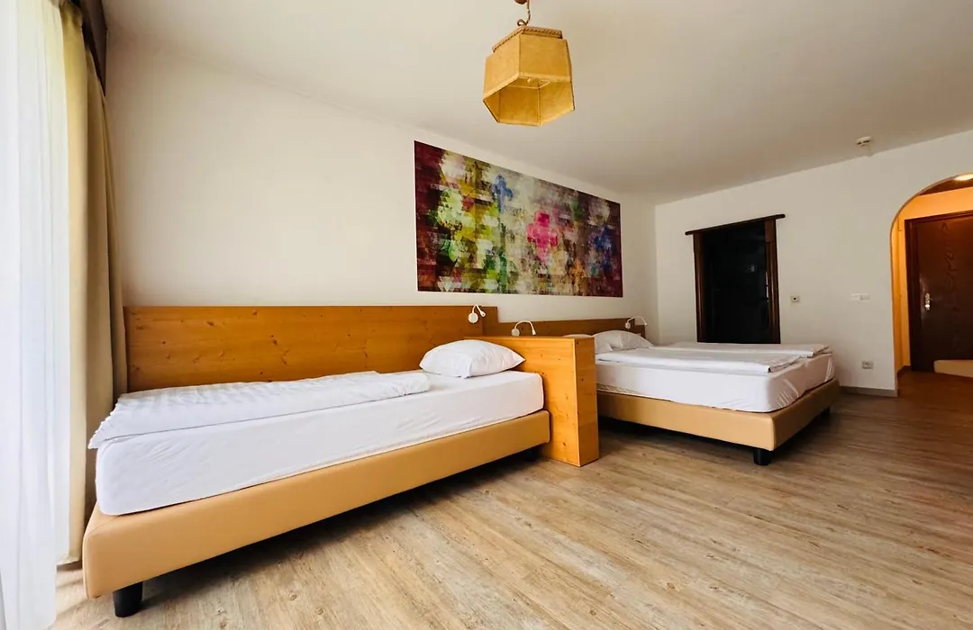 Family Hotel Schloss Rosenegg-1