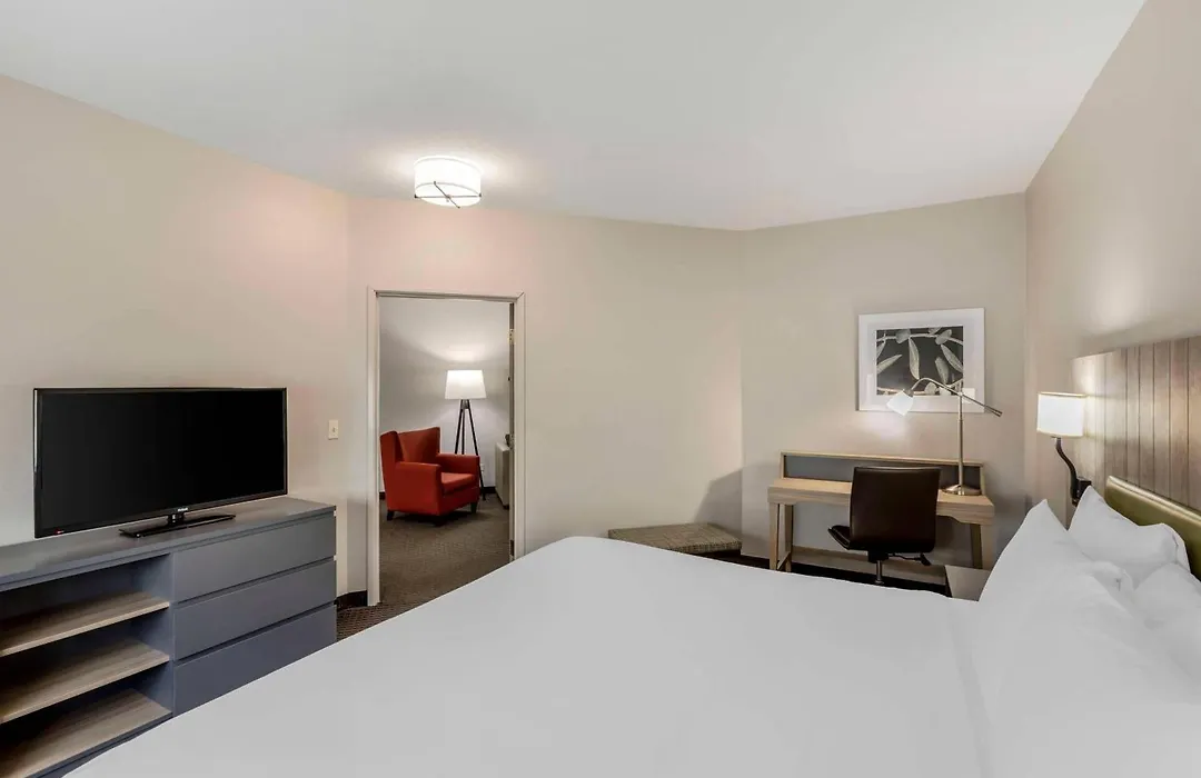 Country Inn & Suites By Radisson, Elk Grove Village-Itasca-1