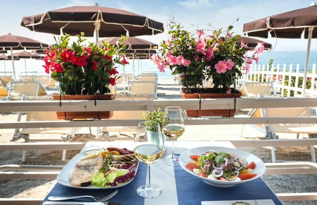 Grand Hotel Pietra Ligure-1