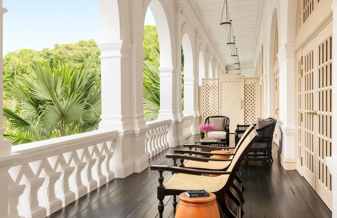Raffles Singapore-1