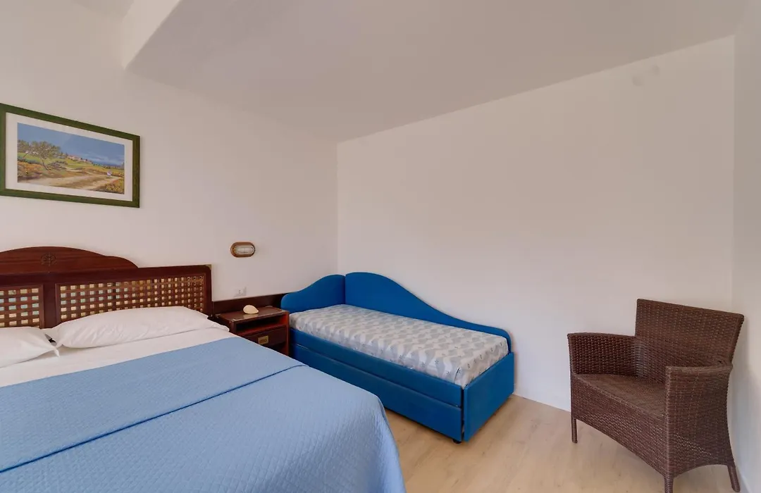 Hotel Antares-1