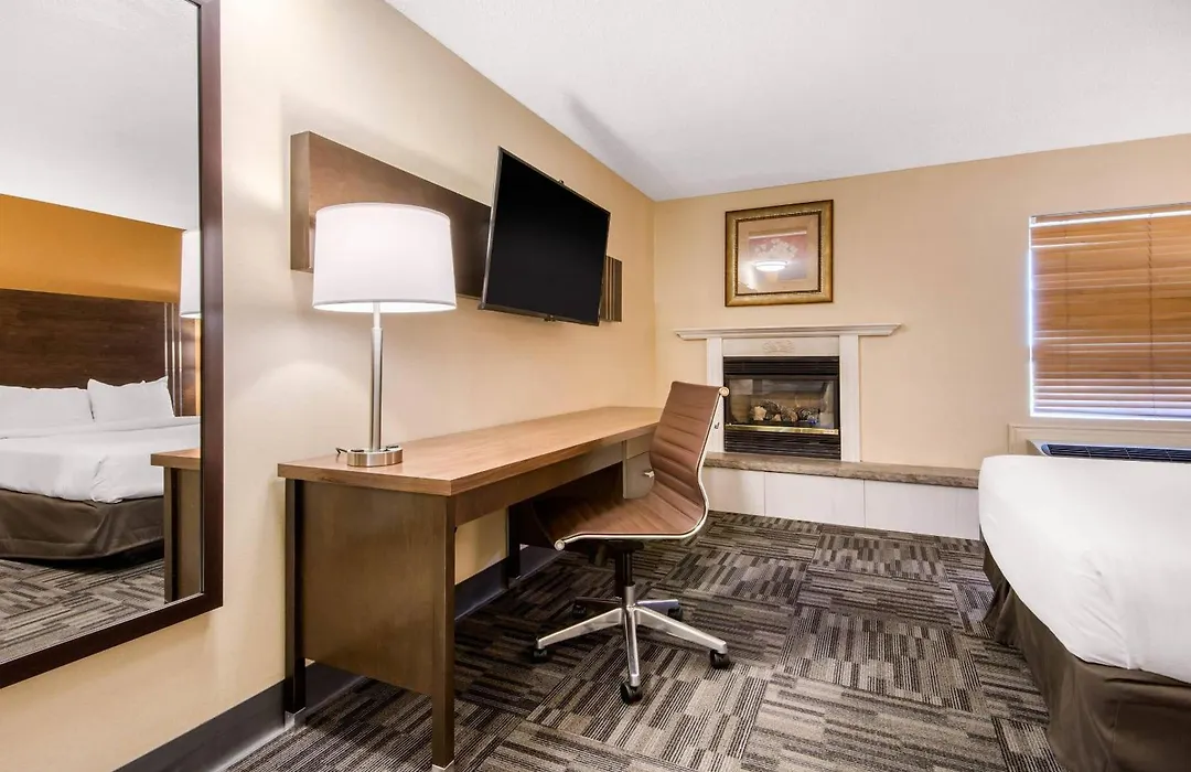 Quality Inn & Conference Centre-1