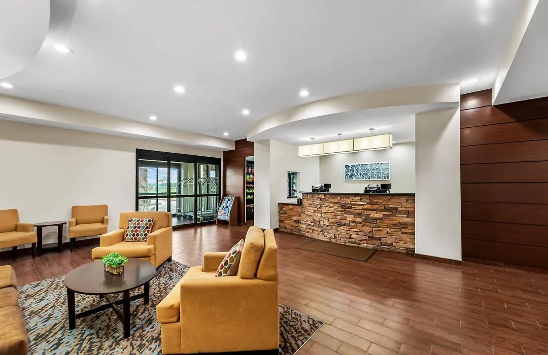 Mainstay Suites Lufkin-1