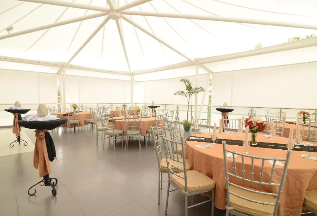 Le Monet Hotel-1