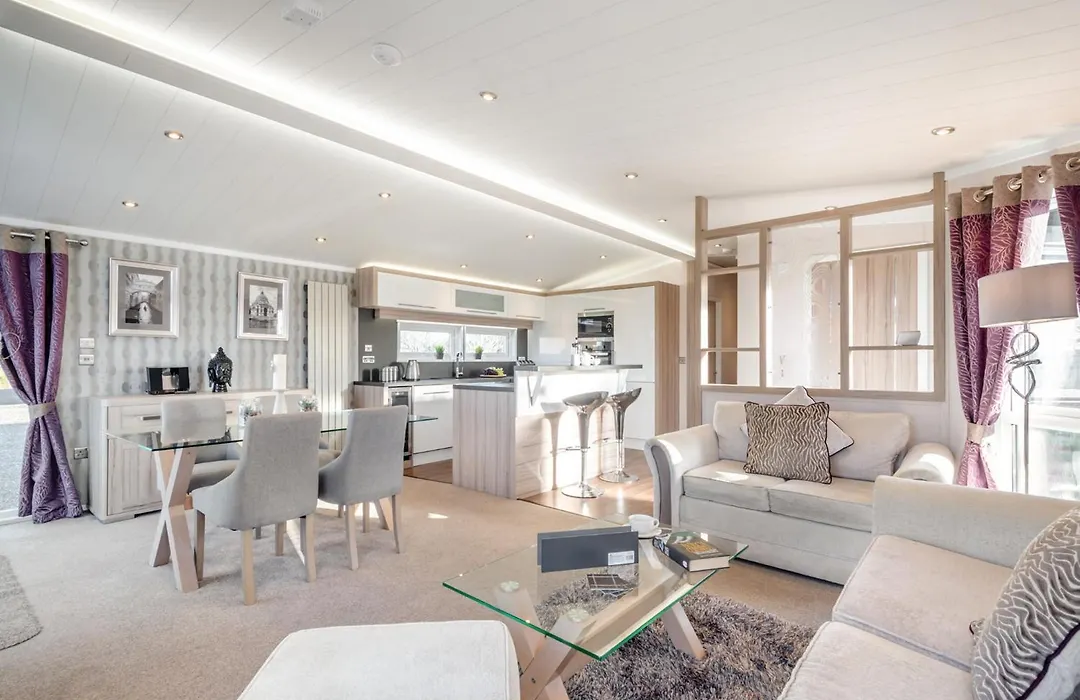 Nunland Hillside Lodges-1