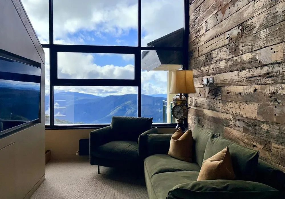 Mt Buller Chalet Hotel & Suites-1